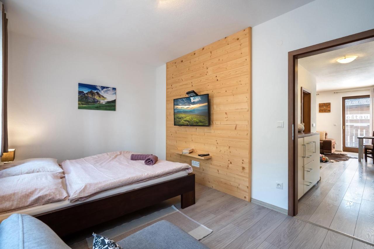 Apartment Anna Chopok, 1 110 M, Highest In Central Europe, On A Hiking Trail To Dumbier ديمانوفْشكا دولِنا المظهر الخارجي الصورة